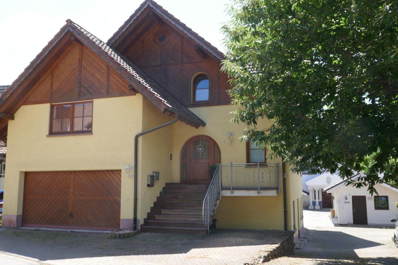 2 Zi - Fewo Schwarzwaldliebe Im Hexental, Terrasse Bollschweil Exteriér fotografie